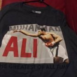 Men Size XL - T-Shirts
